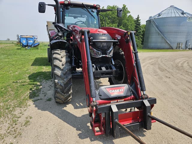 Image of Case IH Maxxum 145 equipment image 4