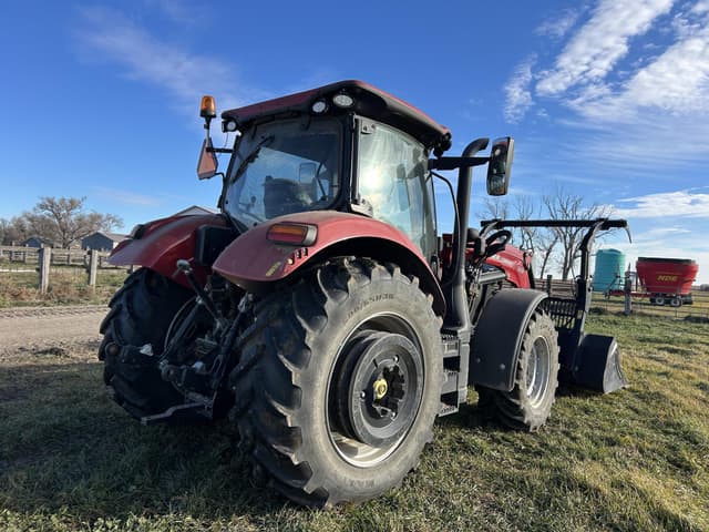 Image of Case IH Maxxum 150 equipment image 4