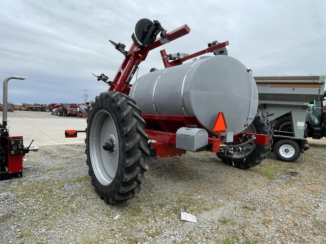 Image of Case IH Nutri Placer 2800 equipment image 2