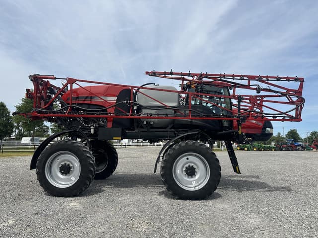 Image of Case IH Patriot 2250 equipment image 3