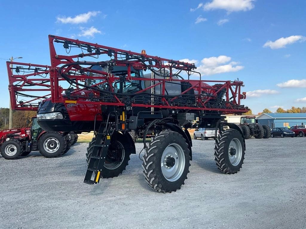 Main image Case IH Patriot 2250