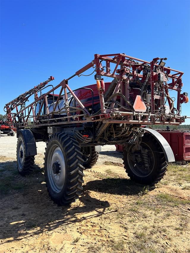 Image of Case IH Patriot 3240 equipment image 3