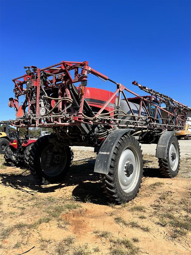 Image of Case IH Patriot 3240 equipment image 1