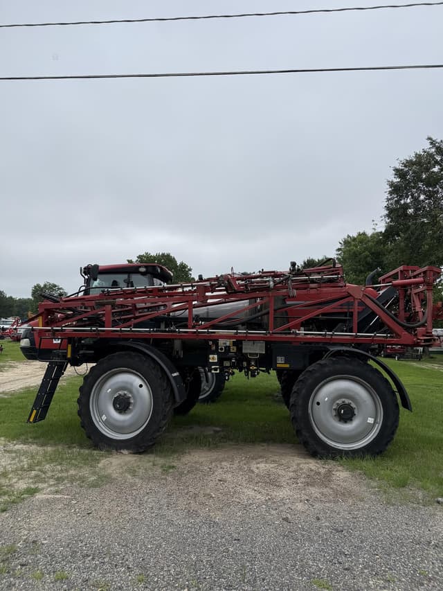 Image of Case IH Patriot 3340 equipment image 1