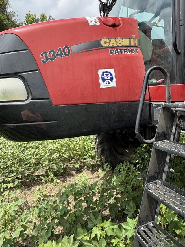 Image of Case IH Patriot 3340 equipment image 4