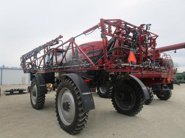 Image of Case IH Patriot 3340 equipment image 2