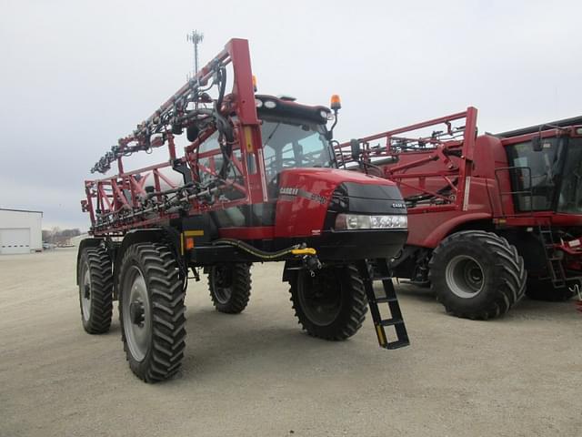 Image of Case IH Patriot 3340 equipment image 1