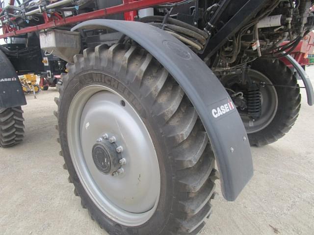 Image of Case IH Patriot 3340 equipment image 3