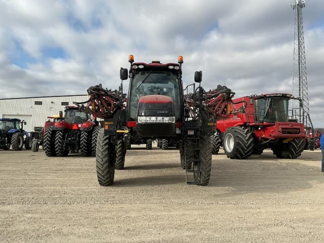 Image of Case IH Patriot 3340 equipment image 1