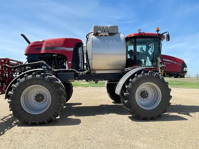 Image of Case IH Patriot 4440 equipment image 1