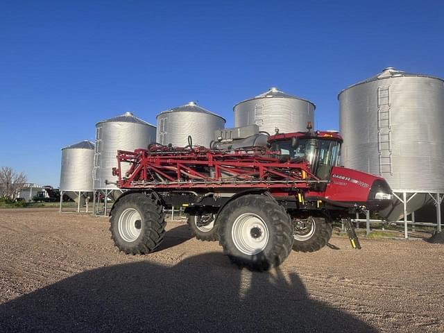 Image of Case IH Patriot 4440 equipment image 3