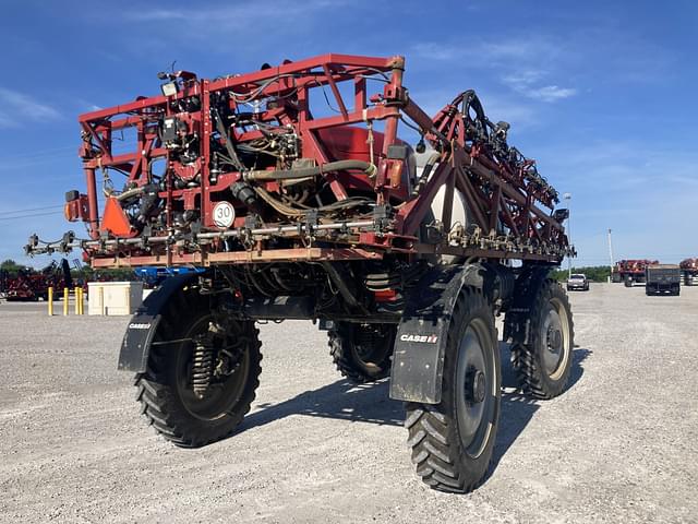 Image of Case IH Patriot 4440 equipment image 2