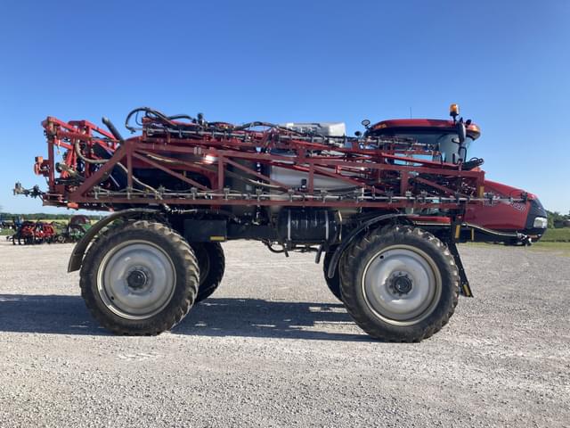 Image of Case IH Patriot 4440 equipment image 1