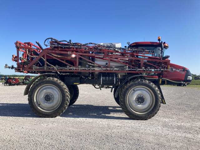 Image of Case IH Patriot 4440 equipment image 1