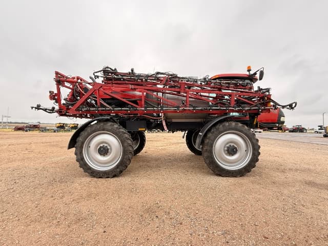 Image of Case IH Patriot 4440 equipment image 4