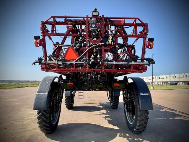 Image of Case IH Patriot 4440 equipment image 3