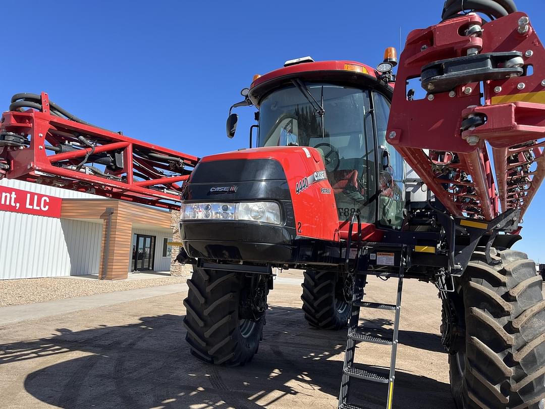 Image of Case IH Patriot 4440 Primary image