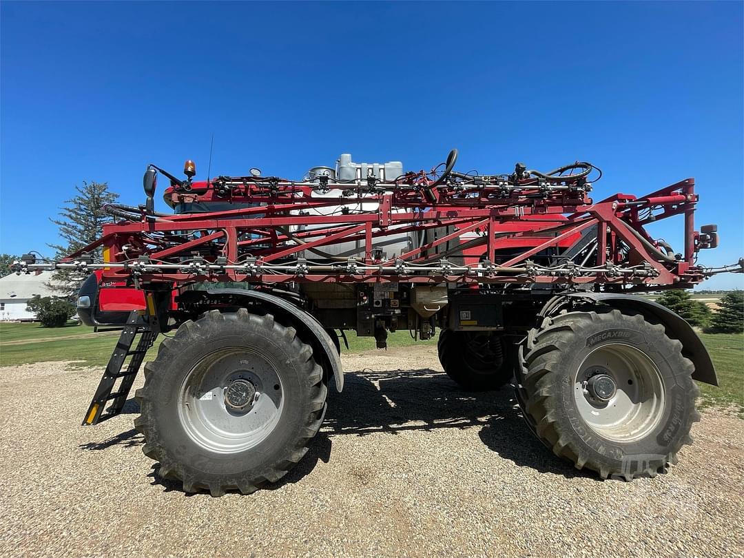 Image of Case IH Patriot 4440 Primary image