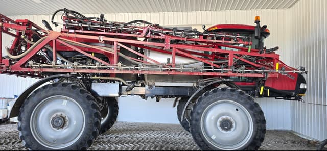 Image of Case IH Patriot 4440 equipment image 3