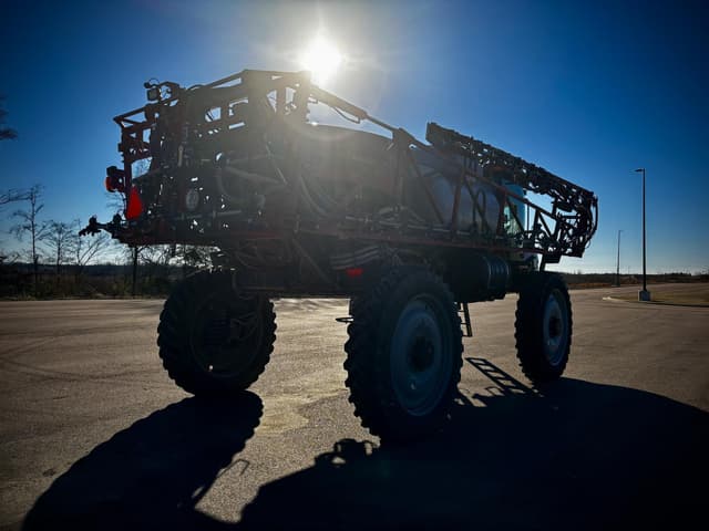 Image of Case IH Patriot 4440 equipment image 4