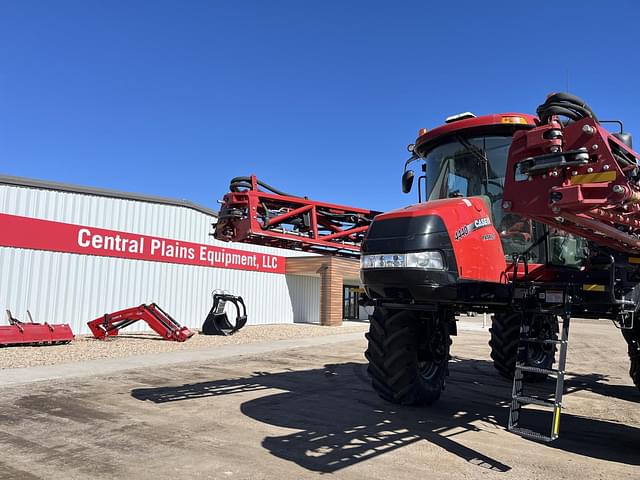 Image of Case IH Patriot 4440 equipment image 1