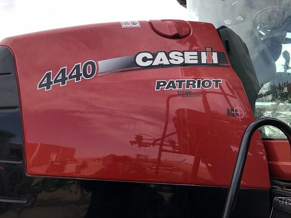 Image of Case IH Patriot 4440 equipment image 4