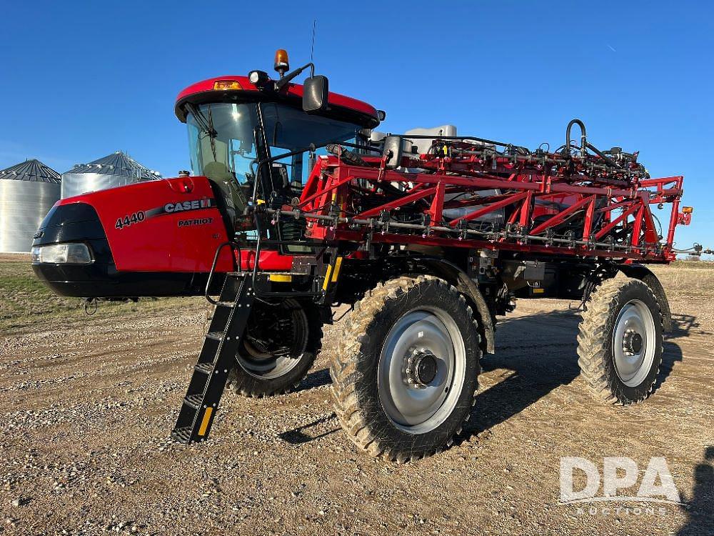 Image of Case IH Patriot 4440 Primary image