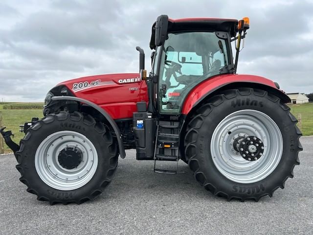 Main image Case IH Puma 200
