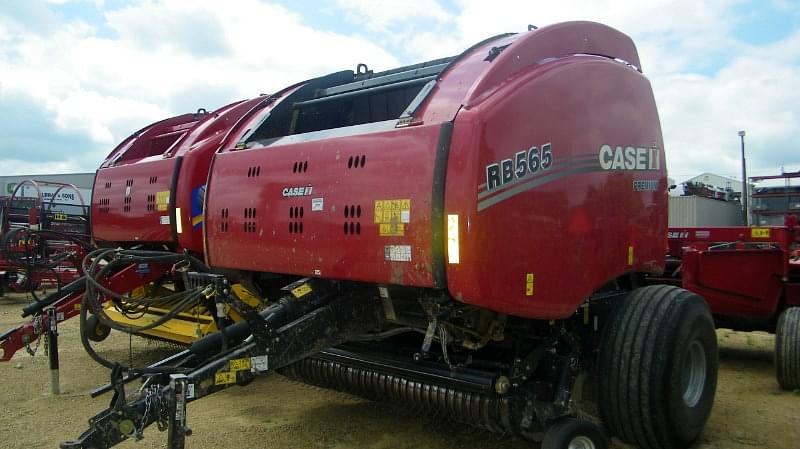 Image of Case IH RB565 Premium Primary Image