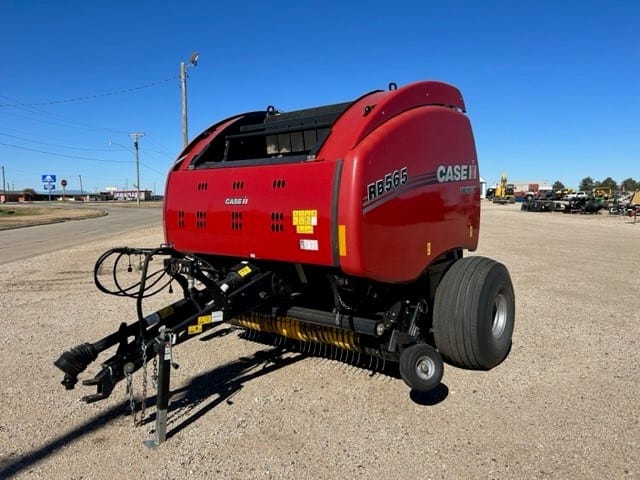 Main image Case IH RB565 Premium