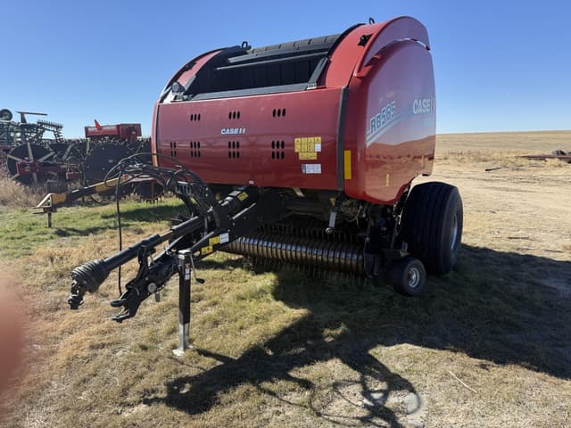Image of Case IH RB565 equipment image 1