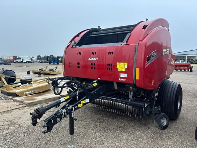 Image of Case IH RB565 Premium equipment image 1