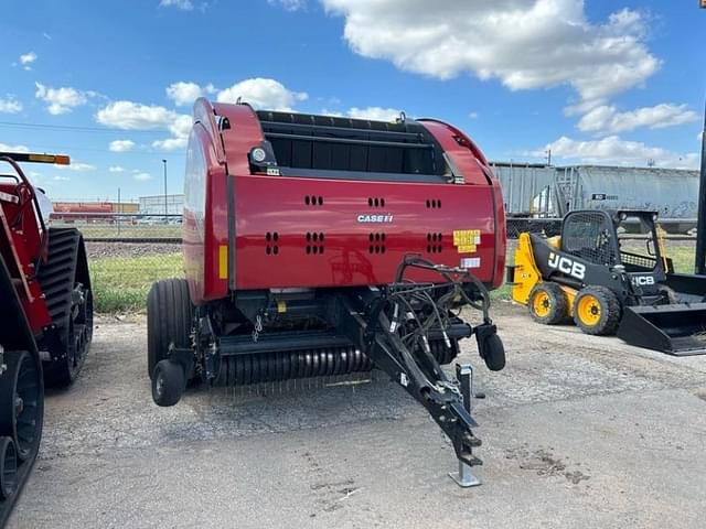 Image of Case IH RB565 Premium equipment image 1