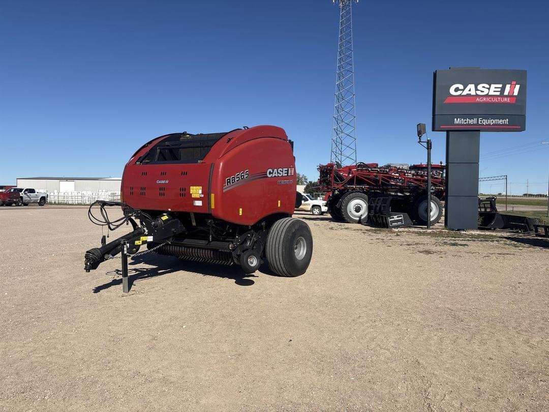 Image of Case IH RB565 Primary image