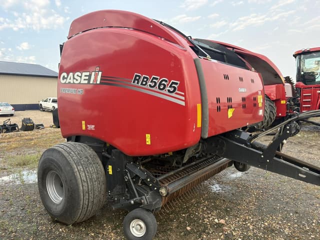 Image of Case IH RB565 Premium HD equipment image 3