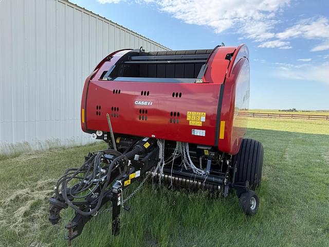 Image of Case IH RB565 equipment image 2