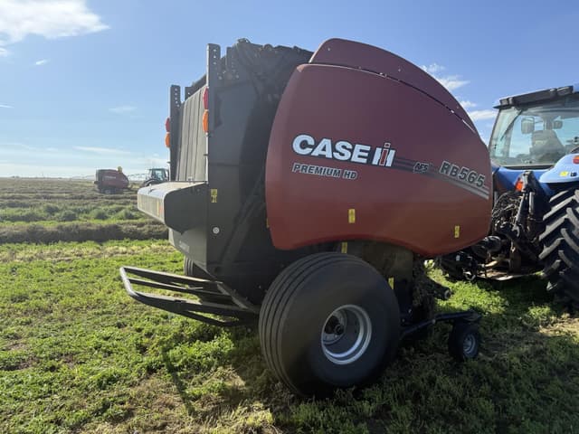 Image of Case IH RB565 equipment image 2