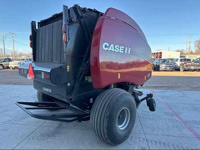 Image of Case IH RB565 equipment image 4