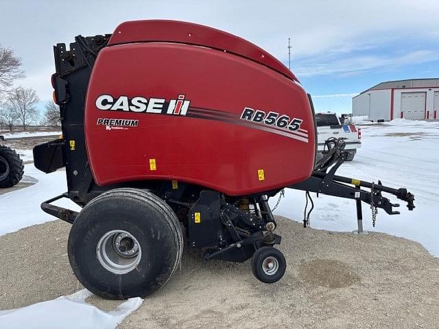 Image of Case IH RB565 equipment image 4