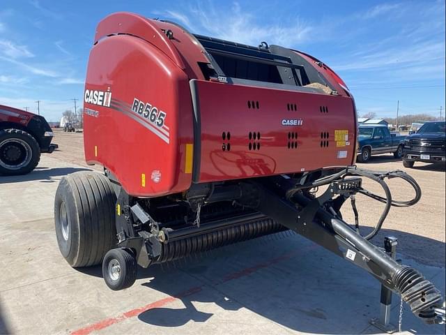 Image of Case IH RB565 equipment image 4