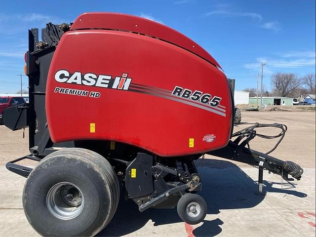 Image of Case IH RB565 Premium HD equipment image 3