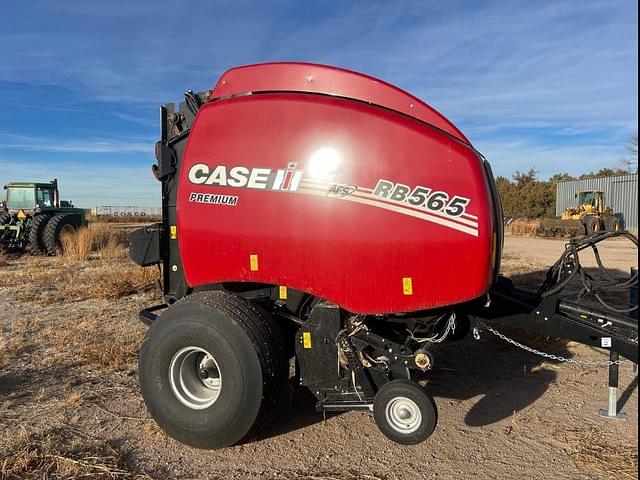 Image of Case IH RB565 equipment image 1