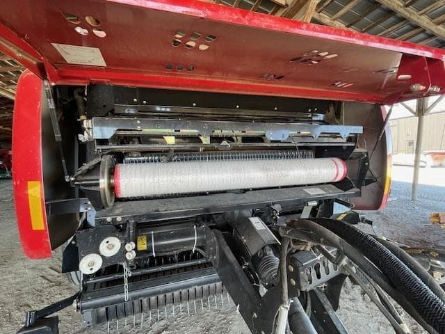 Image of Case IH RB565 Premium HD equipment image 3