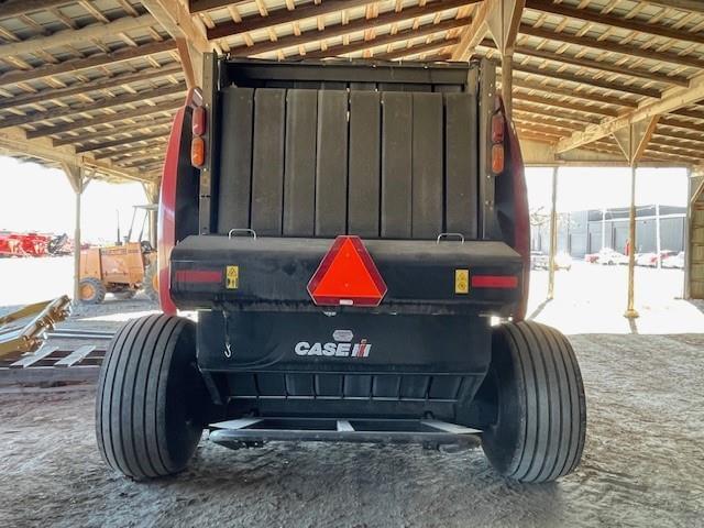 Image of Case IH RB565 equipment image 3