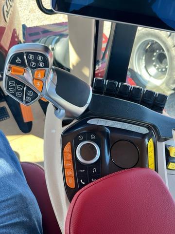 Image of Case IH Steiger 620 Quadtrac equipment image 4