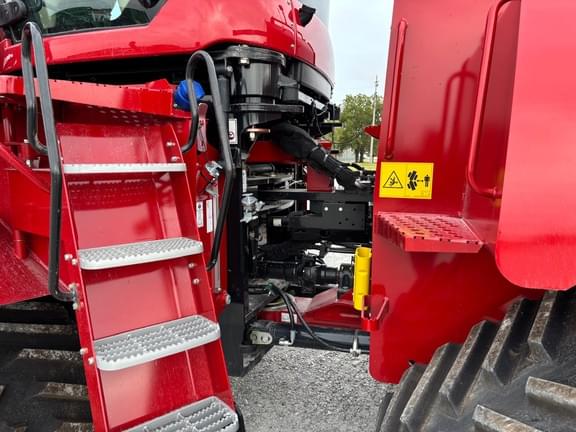 Image of Case IH Steiger 620 Quadtrac equipment image 4