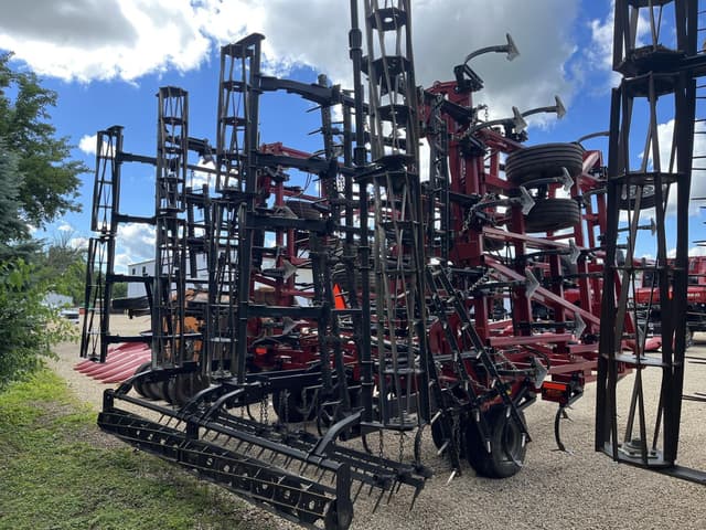 Image of Case IH Tigermate 255 equipment image 2