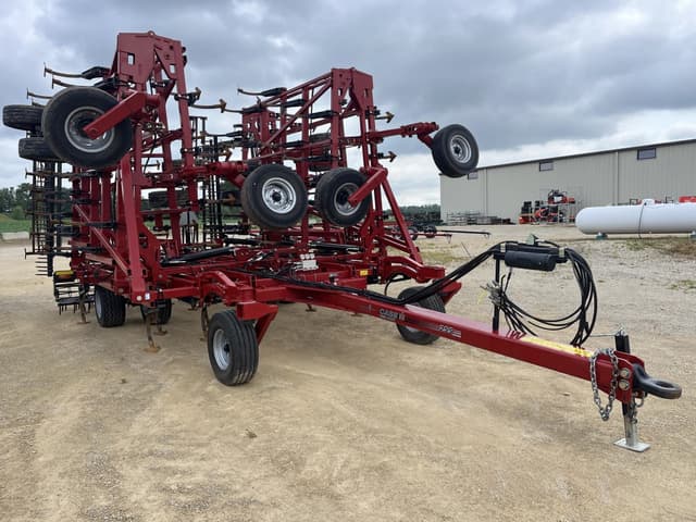 Image of Case IH Tigermate 255 equipment image 2