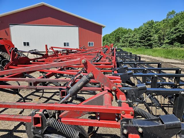 Image of Case IH Tigermate 255 equipment image 2