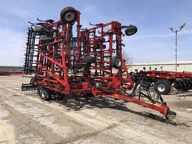 Image of Case IH Tigermate 255 equipment image 2